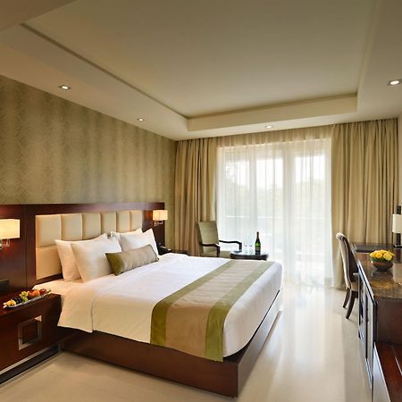 Готель Acacia Goa Sinquerim Екстер'єр фото