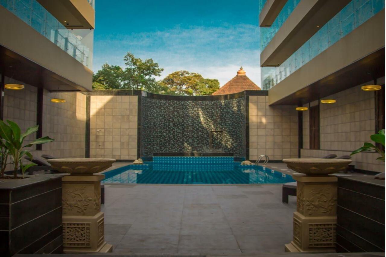 Готель Acacia Goa Sinquerim Екстер'єр фото